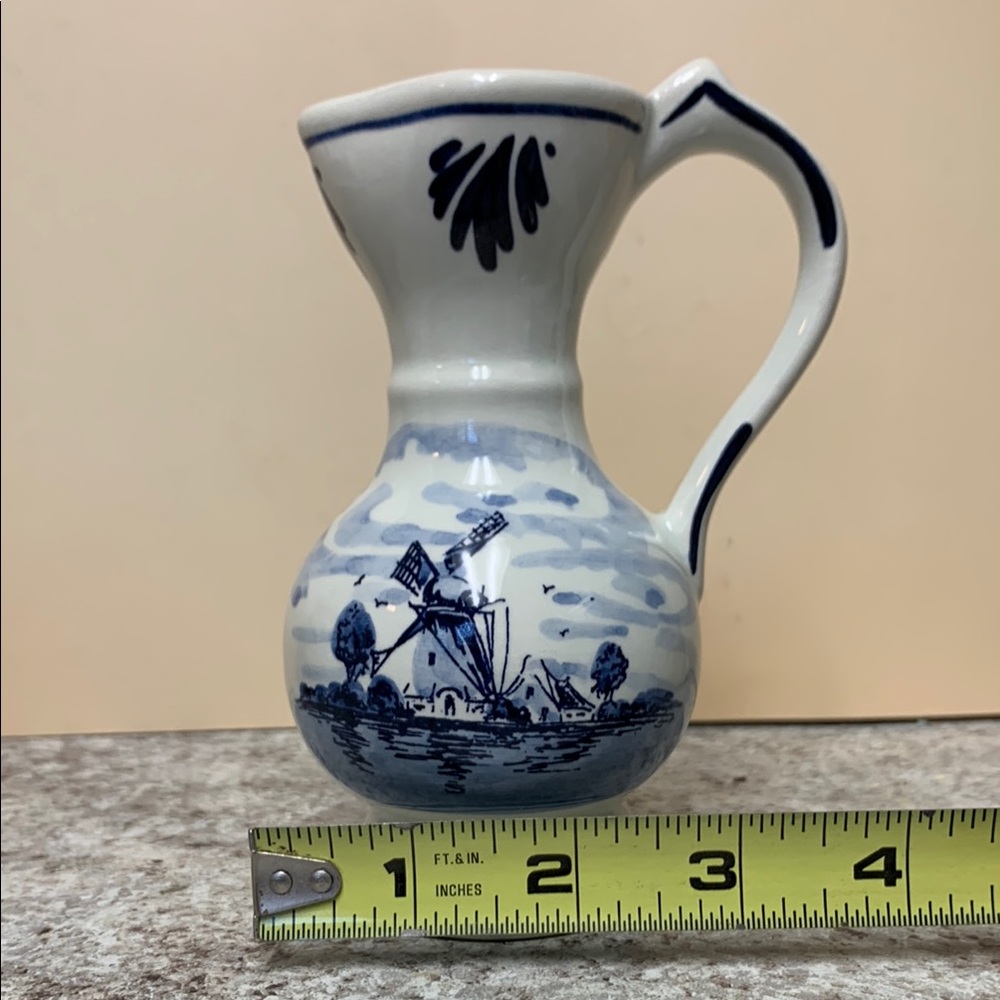Blue and White Ceramic Art with Dutch Design - Picture 7 of 8
